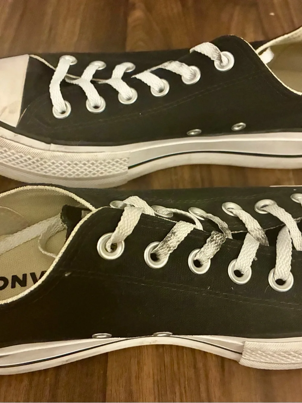 Black  Low-Top Platform Converse